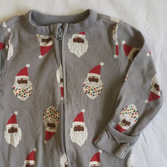 old navy christmas santa 2-way zipper footie sleeper pajamas with mitts 6 months - Picture 2 of 7